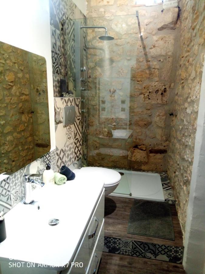 Issigeac Coeur De Vigne A Colombier 24560 B&B 외부 사진
