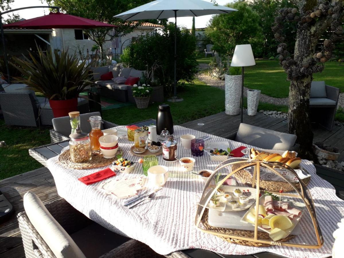 Issigeac Coeur De Vigne A Colombier 24560 B&B 외부 사진